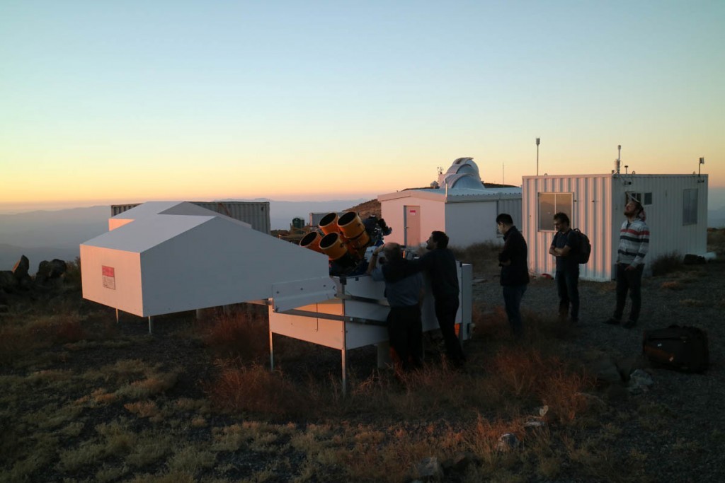 Las Campanas Observatory HAT (Hungarian Automated Telescope) Project
